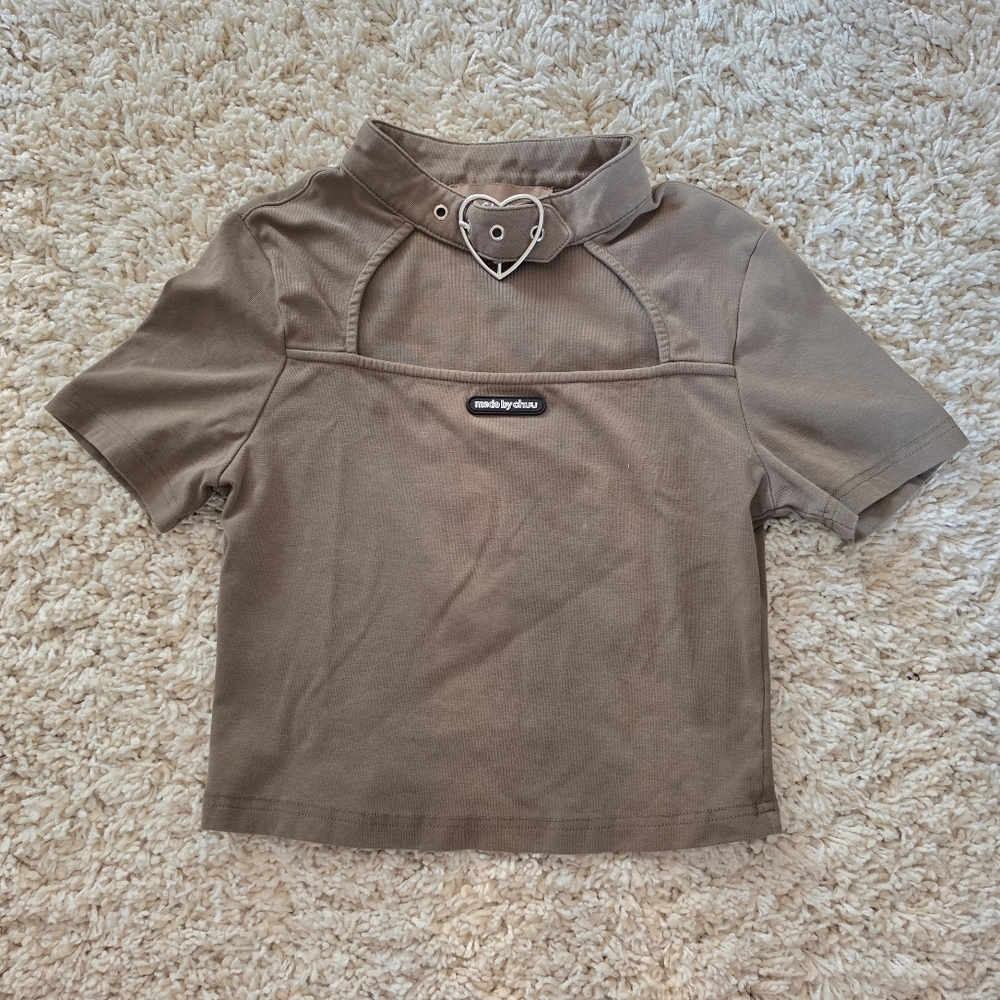 Chuu Womans Y2K Heart Buckle Brown Top